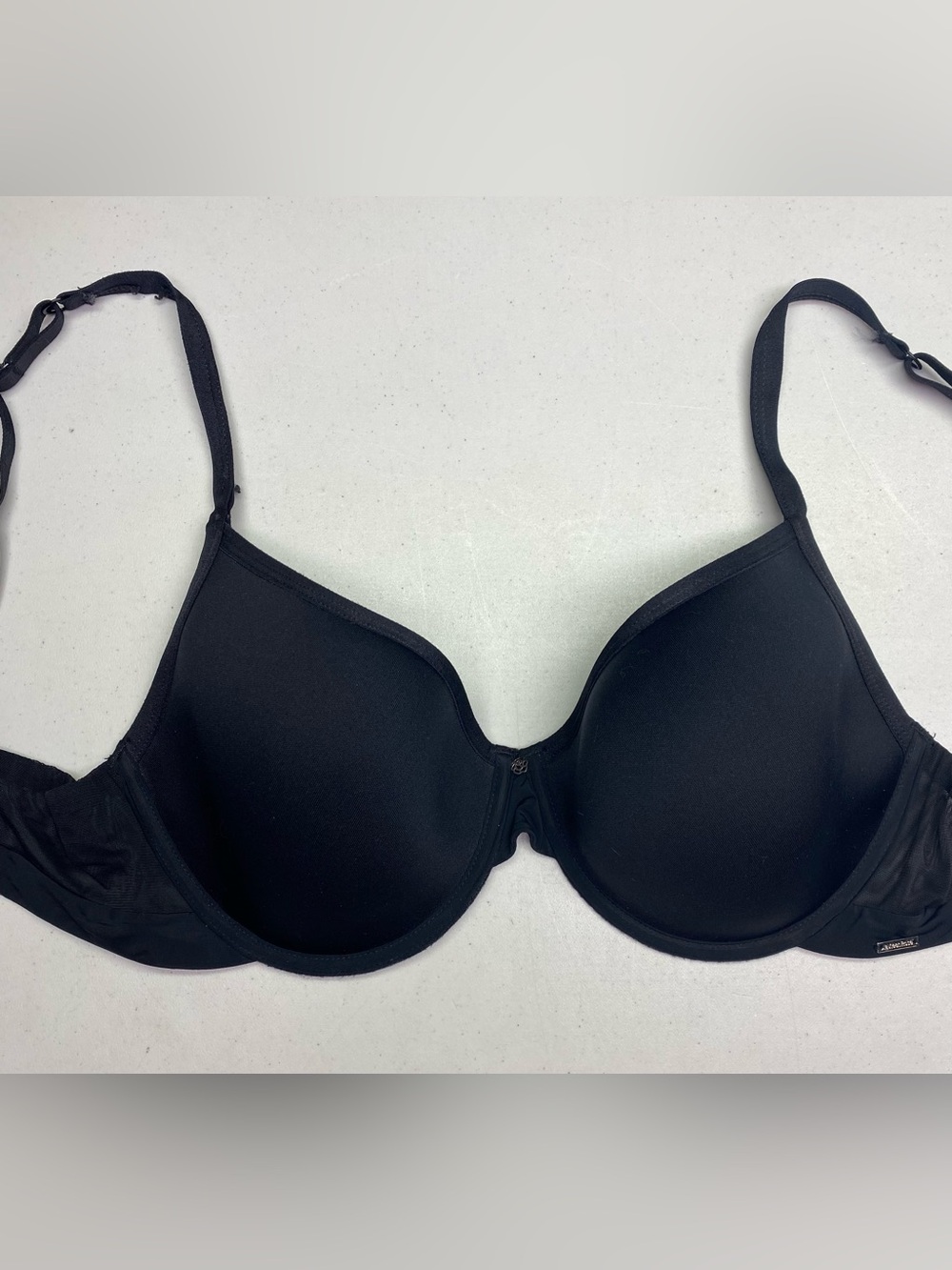 LVR BLK Lightly Lined Underwire, 36D *P1015